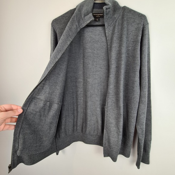 Banana Republic Factory‎ Men's Charcoal Merino Wool Blend Full Zip Sweater Small - Picture 9 of 9